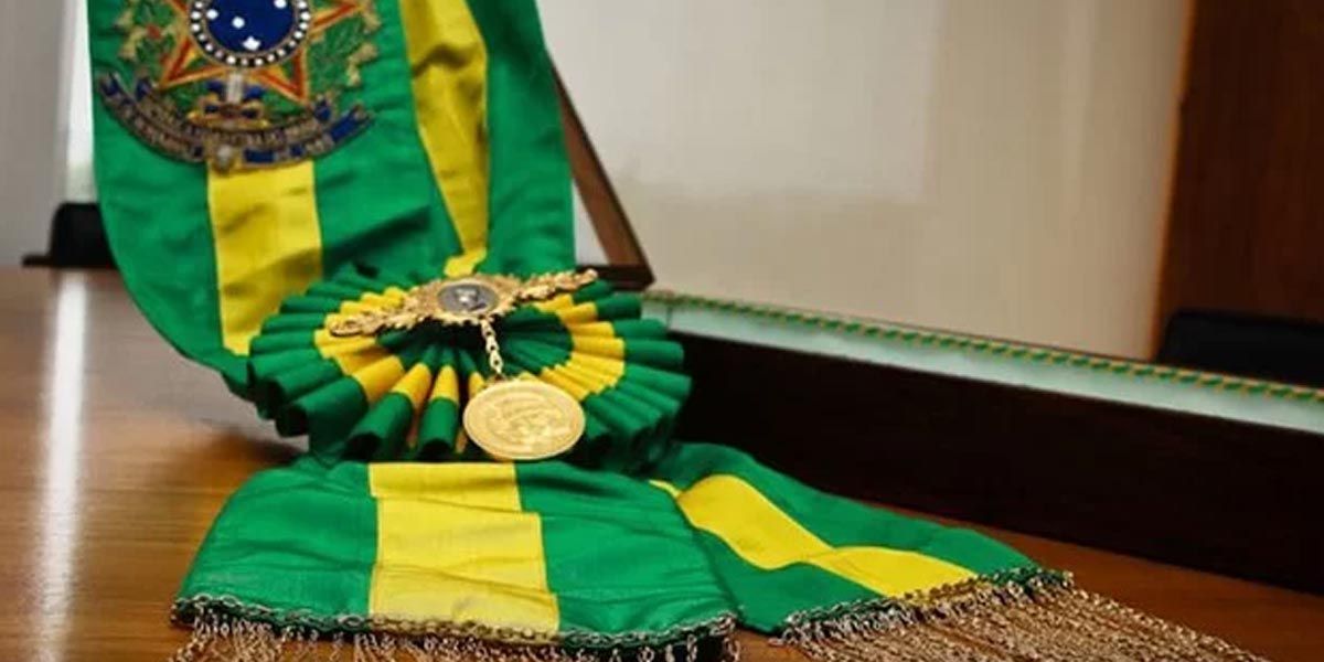 Presidente Desfavor.