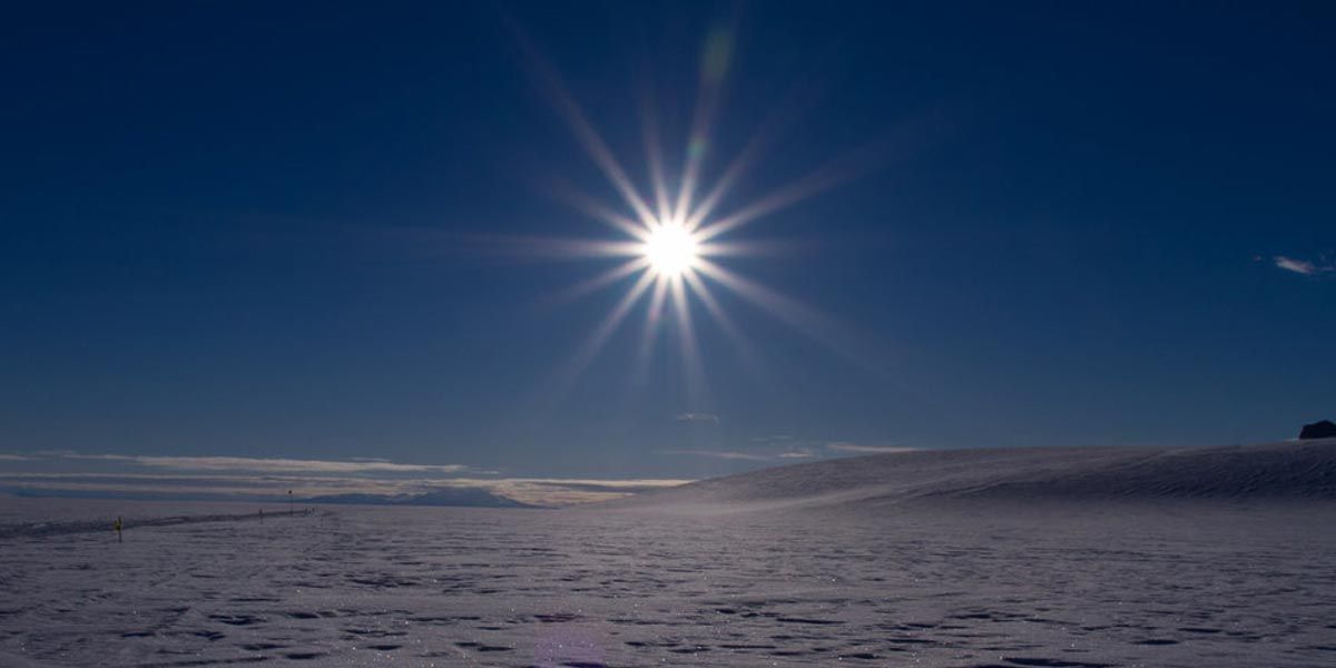 Combatendo desinformação.